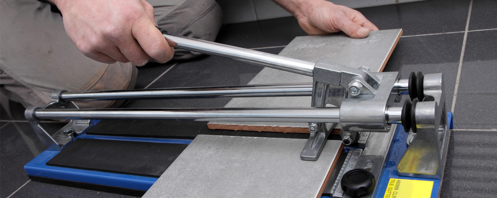 outils de découpe carrelage