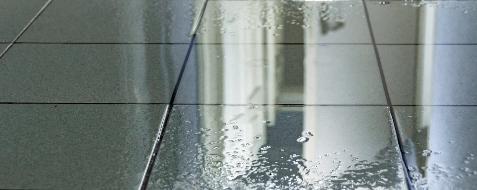 fuite d’eau sous un carrelage