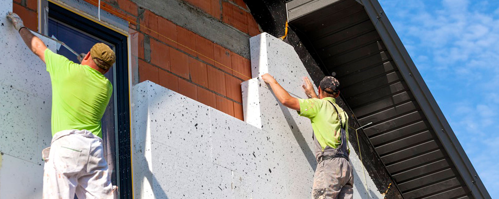 Isolation par l'extérieur avec pose d'un polystyrène expansé