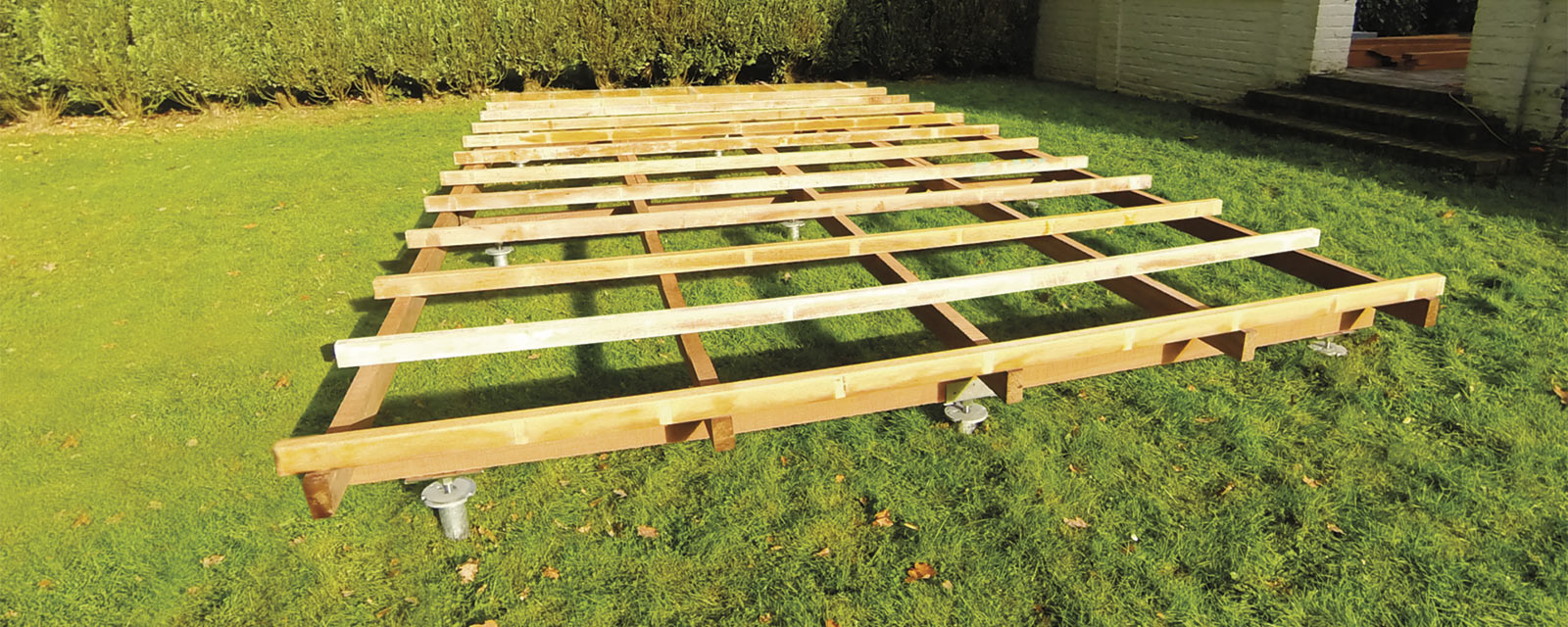 Solution de fondations faciles pour terrasse Weasyfix