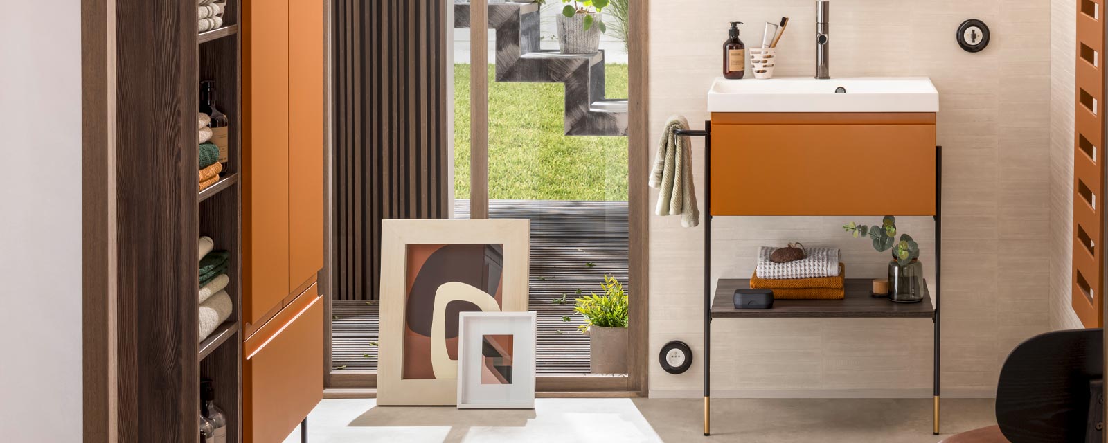 meuble salle de bains de couleur marron/beige