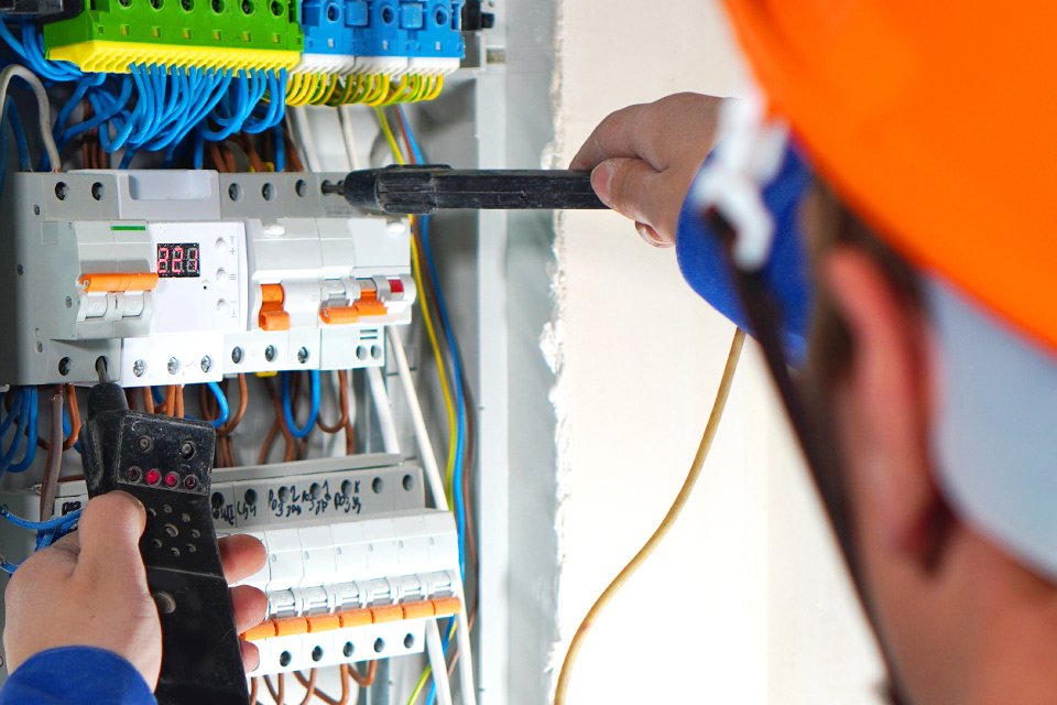 mise aux normes électriques