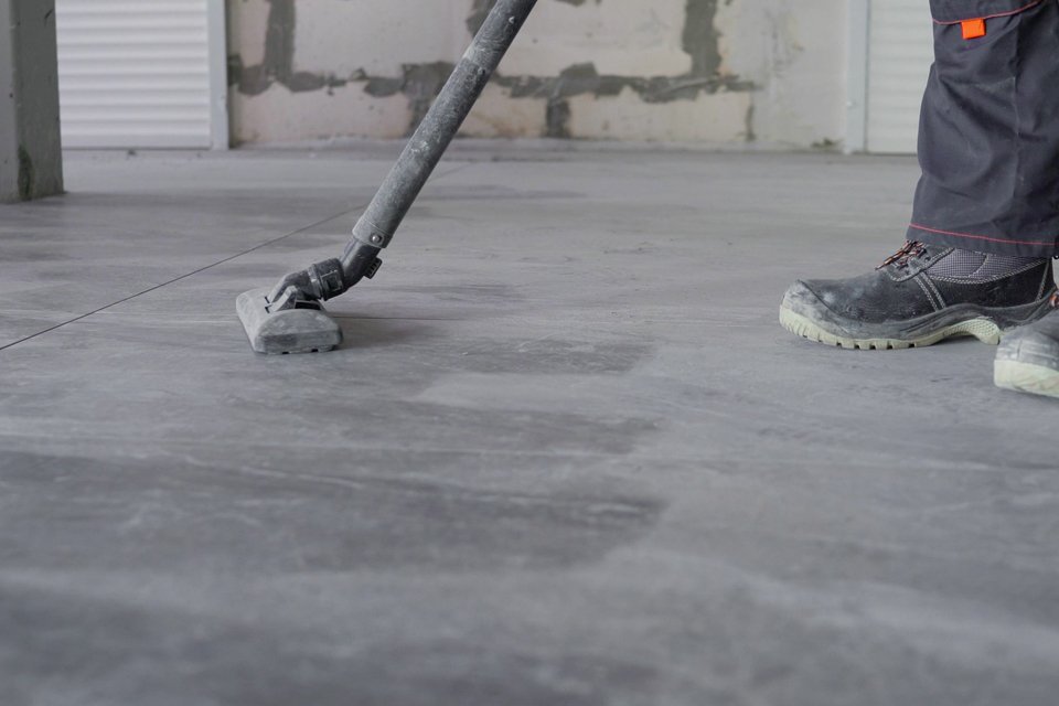 enlever la colle du carrelage