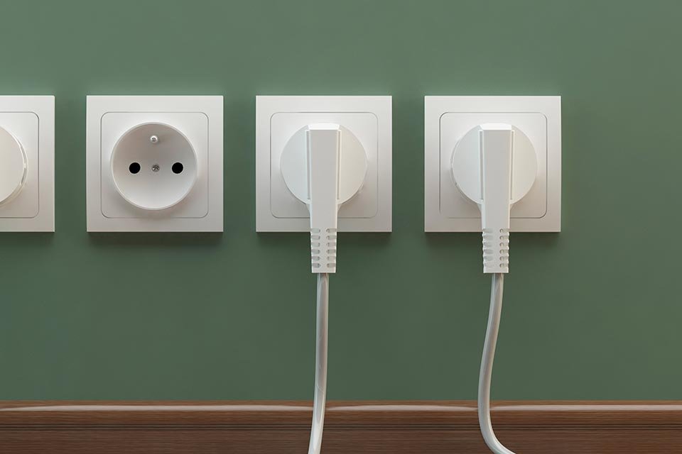 Comment changer une prise électrique ?